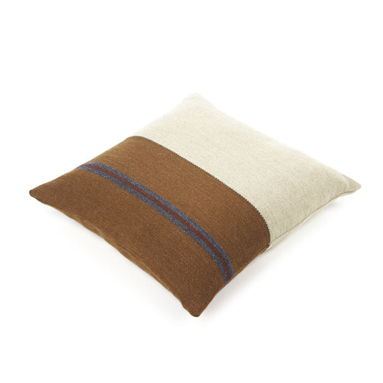 Kissenbezug aus Highland Stripe-Leder